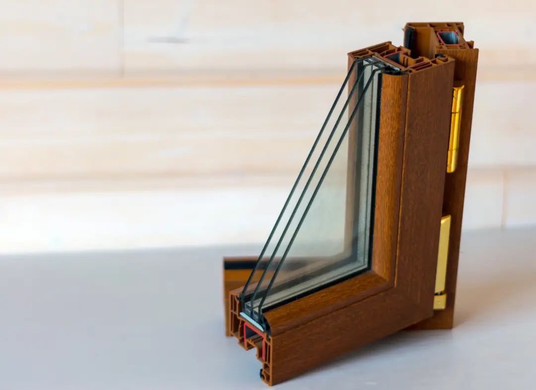 Installation de fenêtre en bois sur mesure Castagniers