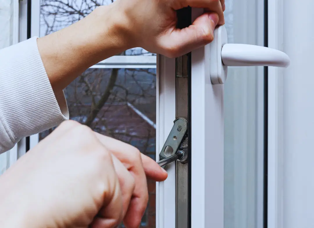 Réparation serrure de fenêtre Castagniers